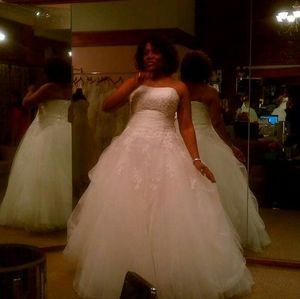 Wedding dress